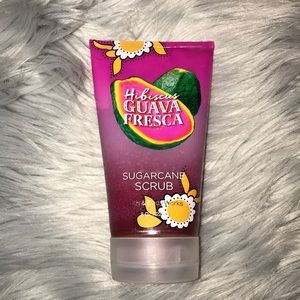 Bath and body works sugar scrub
